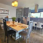 Contemporaine Standing Proche Village Noël Le Barcarès