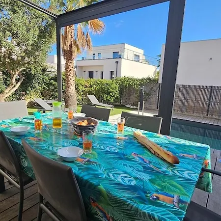 Azura Prestige, A 1 Min & Piscine Villa *