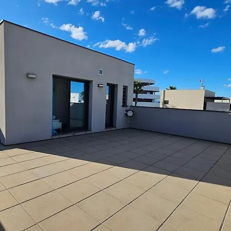 Azura Prestige, A 1 Min & Piscine Villa