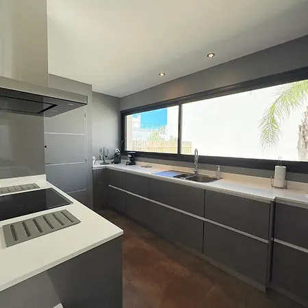 Villa Azura Prestige, A 1 Min & Piscine Le Barcarès