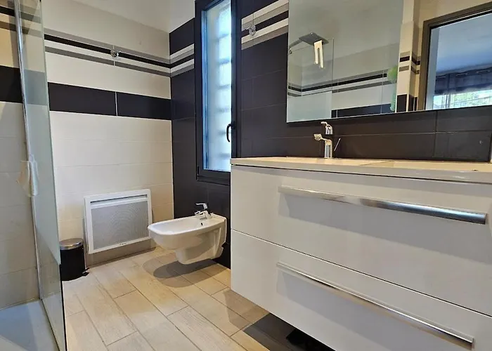 Villa Contemporaine Standing Proche Village Noel