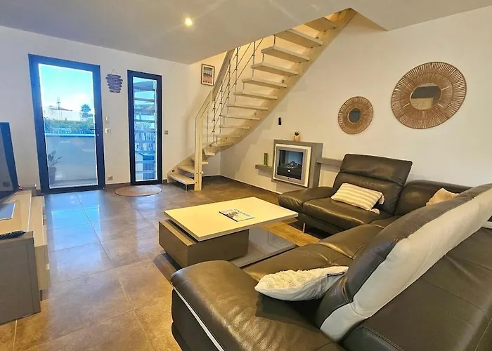 Contemporaine Standing Proche Village Noel Villa *